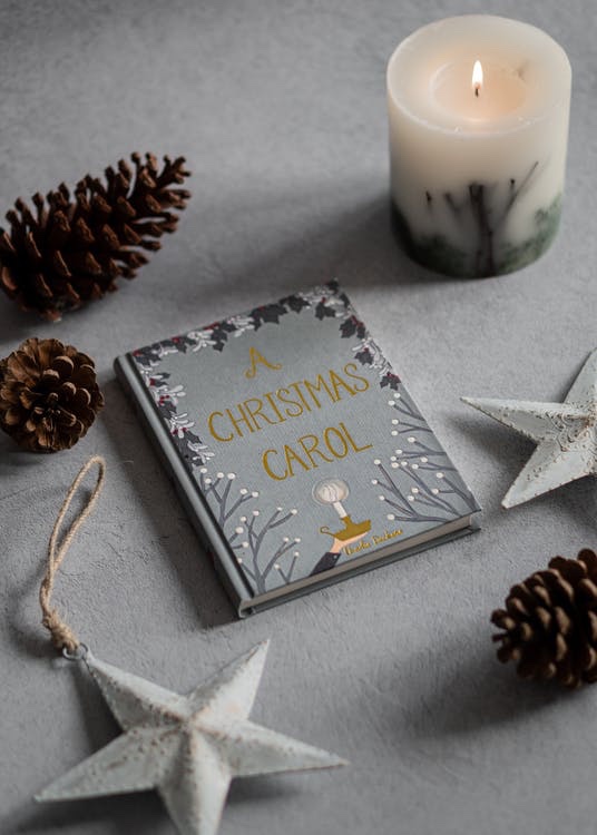 A Christmas Carol by Charles Dickens         narrated by John&nbsp;Neuman